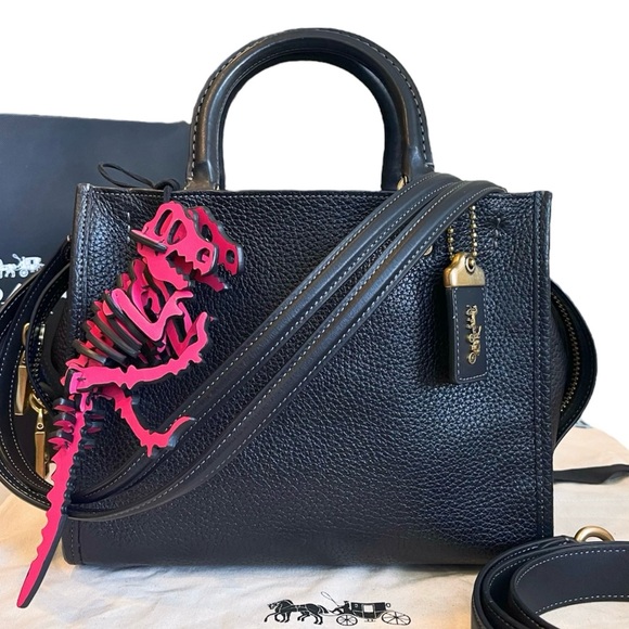 🔥Coach Rogue 25 + Pink Large Dinosaur Charm - Picture 3 of 13